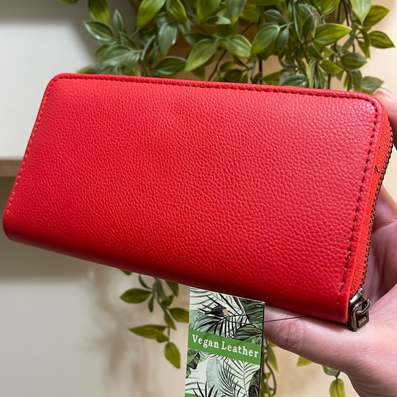 Badgley Mishka Red Wallet - Picture 3 of 5